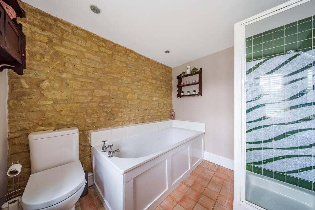Fox Cottage, Within 5 Min Walk Of Bicester Village 외부 사진