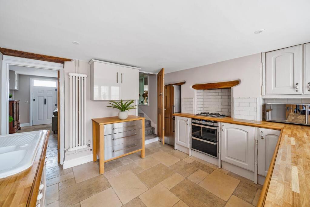 Fox Cottage, Within 5 Min Walk Of Bicester Village 외부 사진