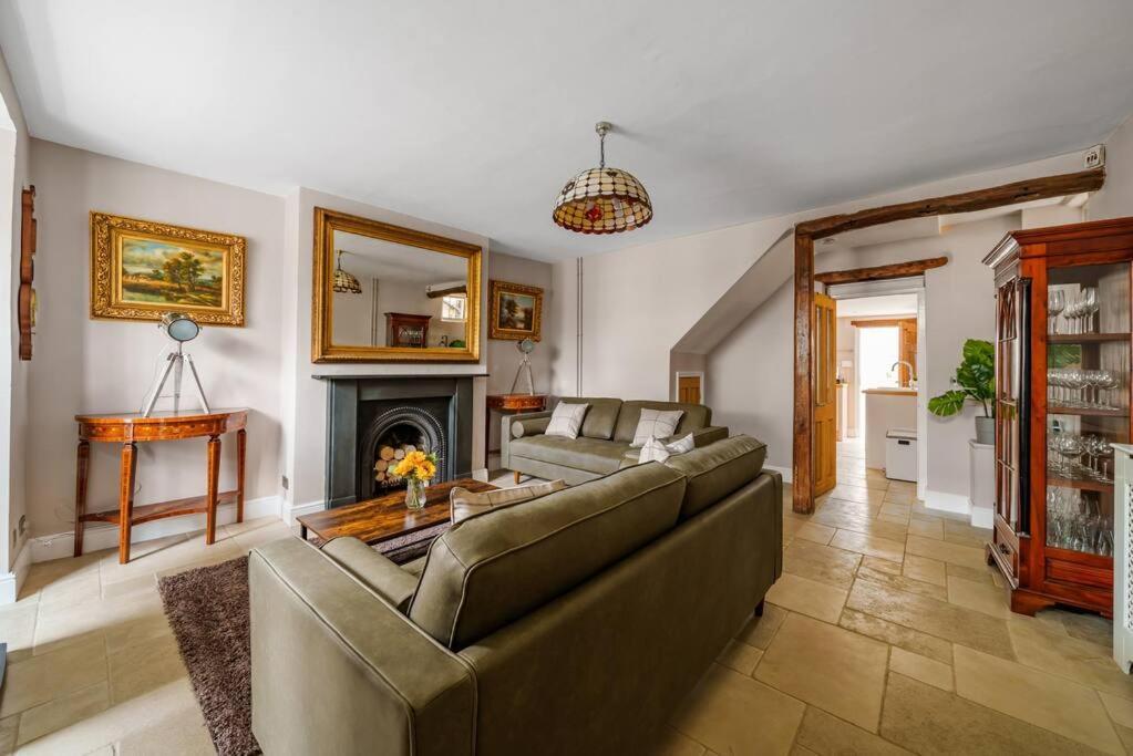 Fox Cottage, Within 5 Min Walk Of Bicester Village 외부 사진